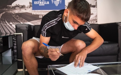 El 'Chino' Astals va signar, el passat setembre, la renovació amb el Sabadell | CES